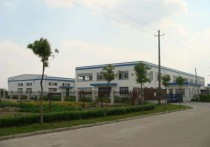 上海市松江区佘山镇吉业路567号 独院厂房出租 占地7900平 含两栋厂房1481平 2610平 可分栋出租